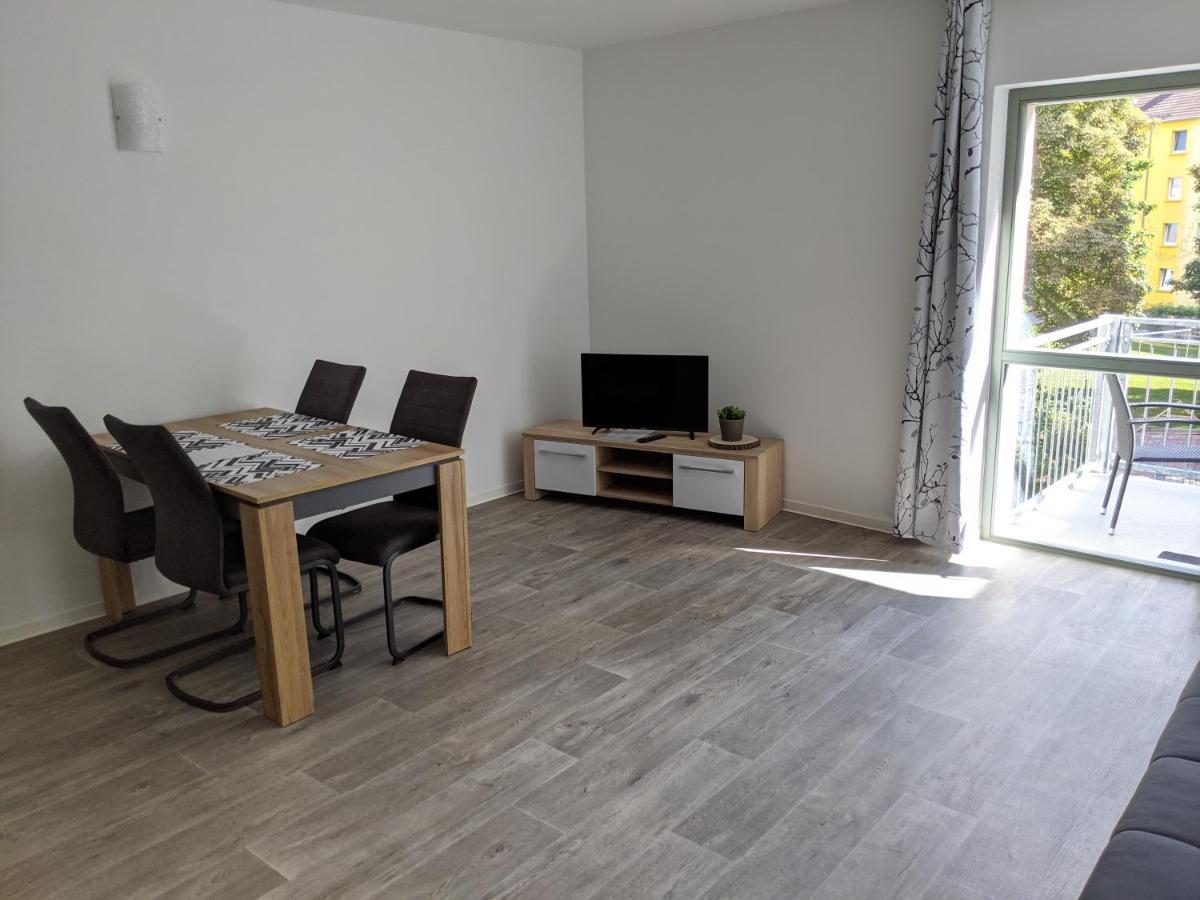 Gut Schlafen In Der Innenstadt Von Zittau - Ferienwohnungen Io19 Bagian luar foto